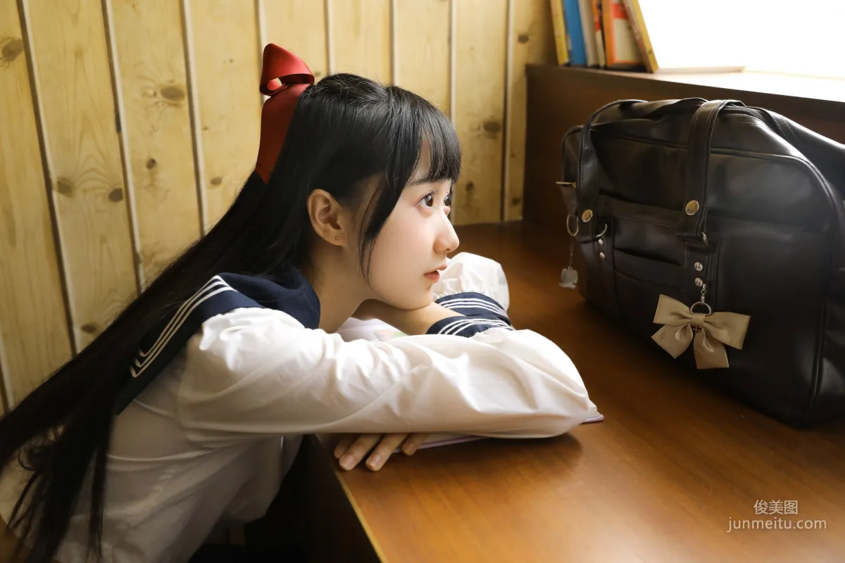 Mu Mianmian: Web Idols photo 1