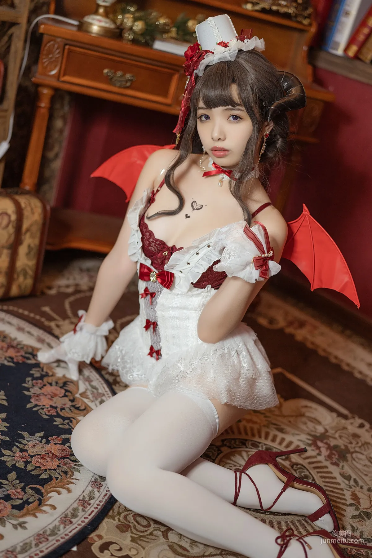 雯妹不讲道理《魅魔 Elegant devil》 [COSPLAY福利] 写真集23