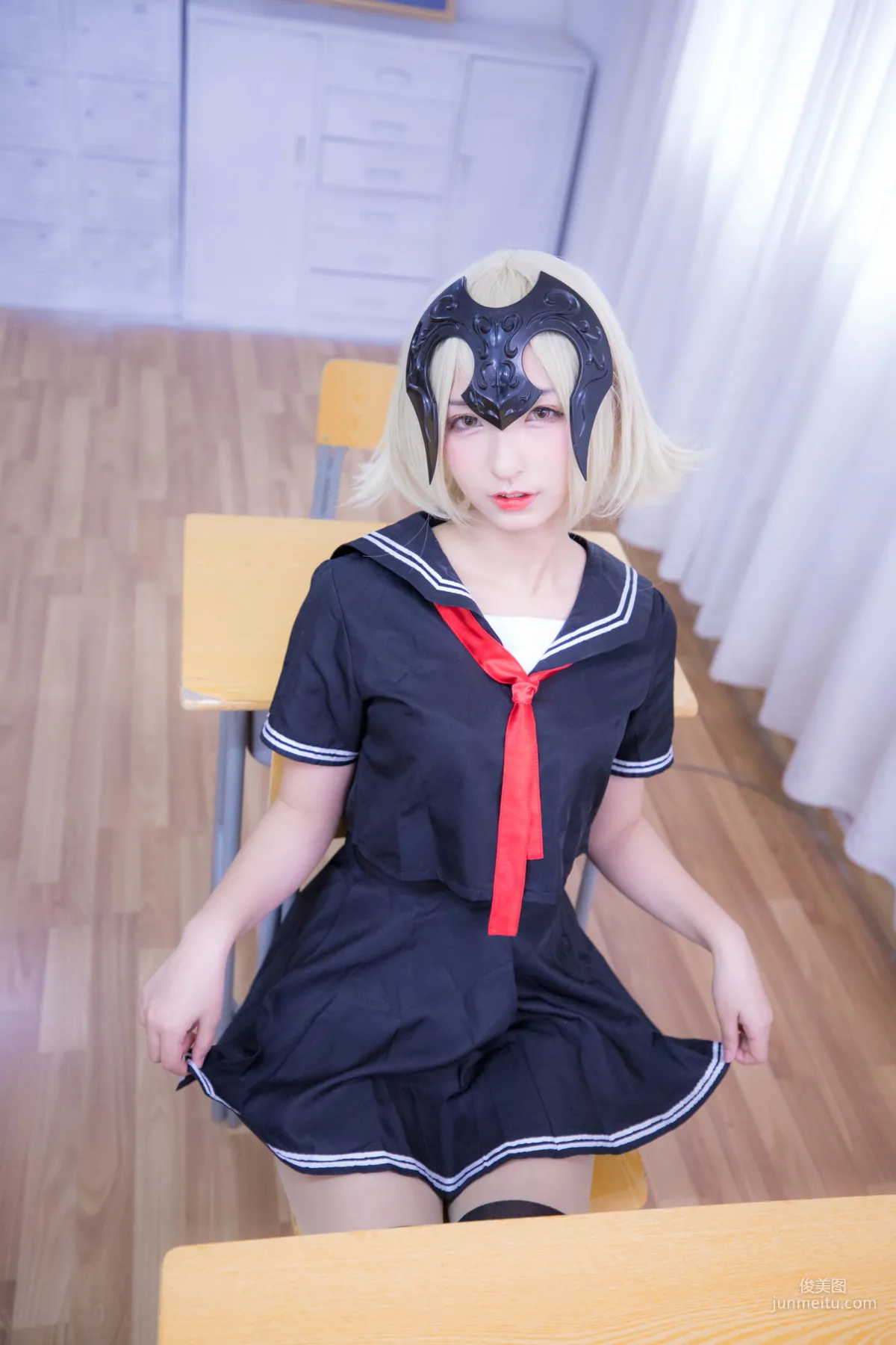 神楽坂真冬《放課後》 [蘿莉COSPLAY] 寫真集 75