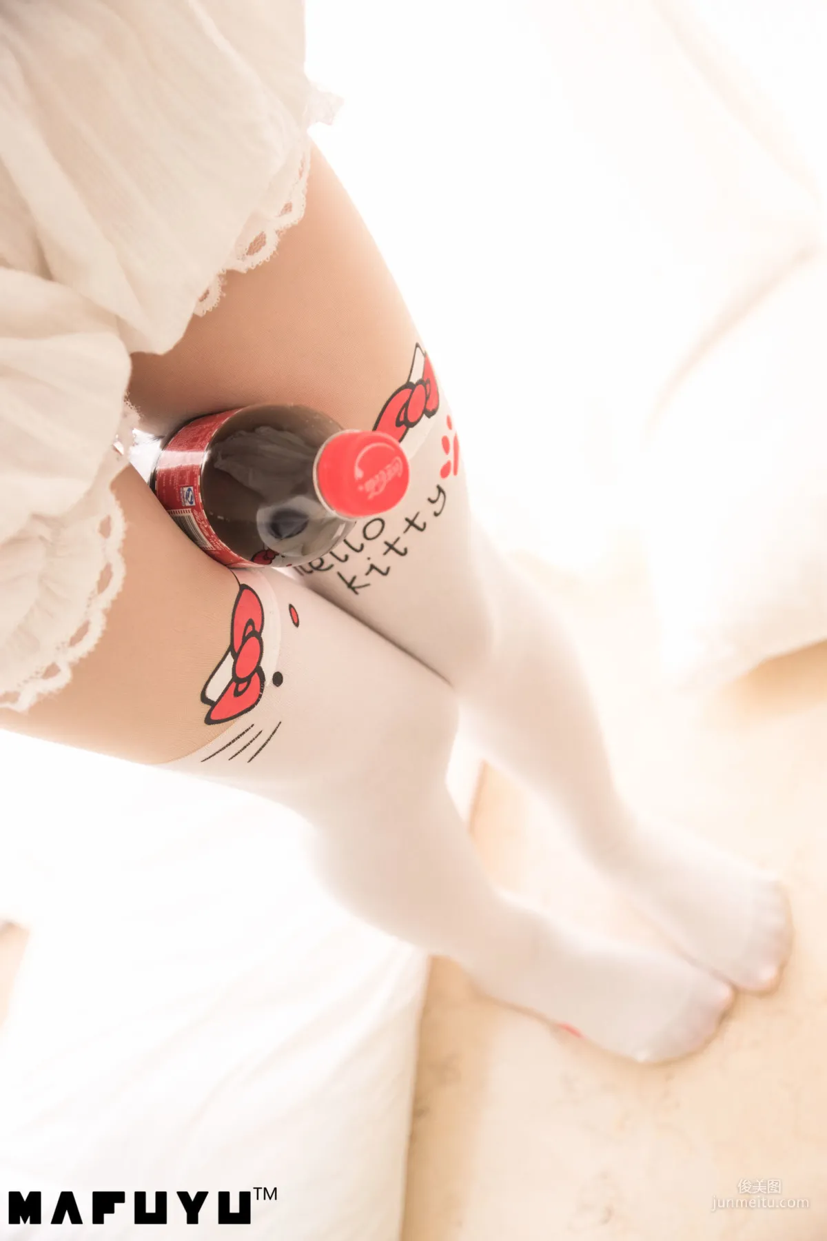 Shenle Banzhen Dong "Cat Claw White Stockings Series" [COSPLAY Beauty] Photo Set photo 72