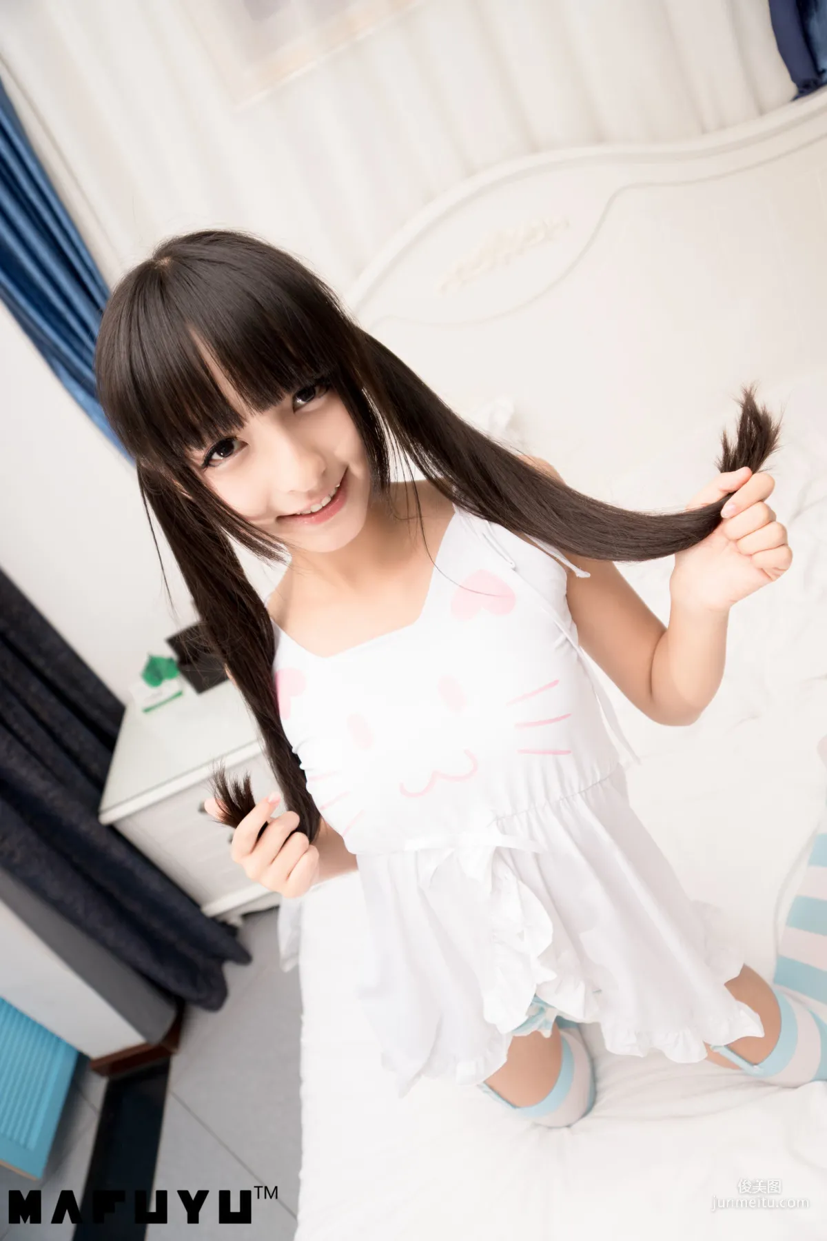 神楽坂真冬《藍白條紋系列》 [COSPLAY少女] 寫真集 33