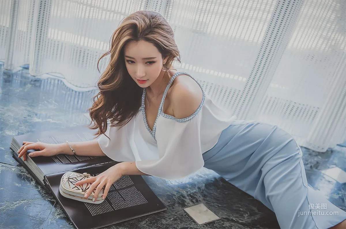 Lee Yeon Jeong Korea's Stunning Elegant Goddess 2 Photo Set photo 42