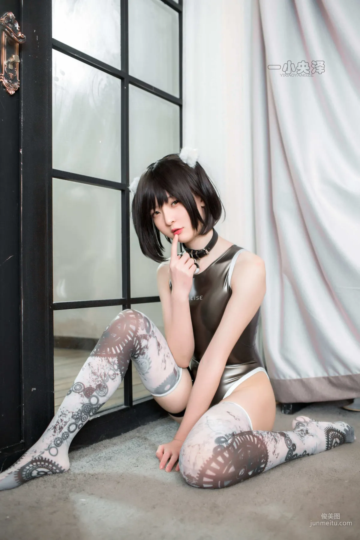 一小央泽《半腿》  [COSPLAY美女] 写真集8