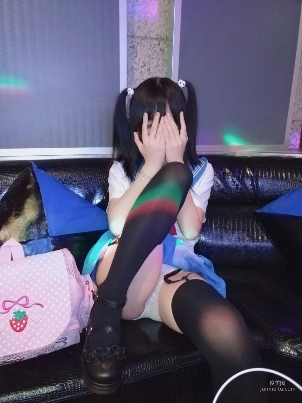 COSER搖搖樂yoyo《誘人小學妹》 [COSPLAY福利] 寫真集 23