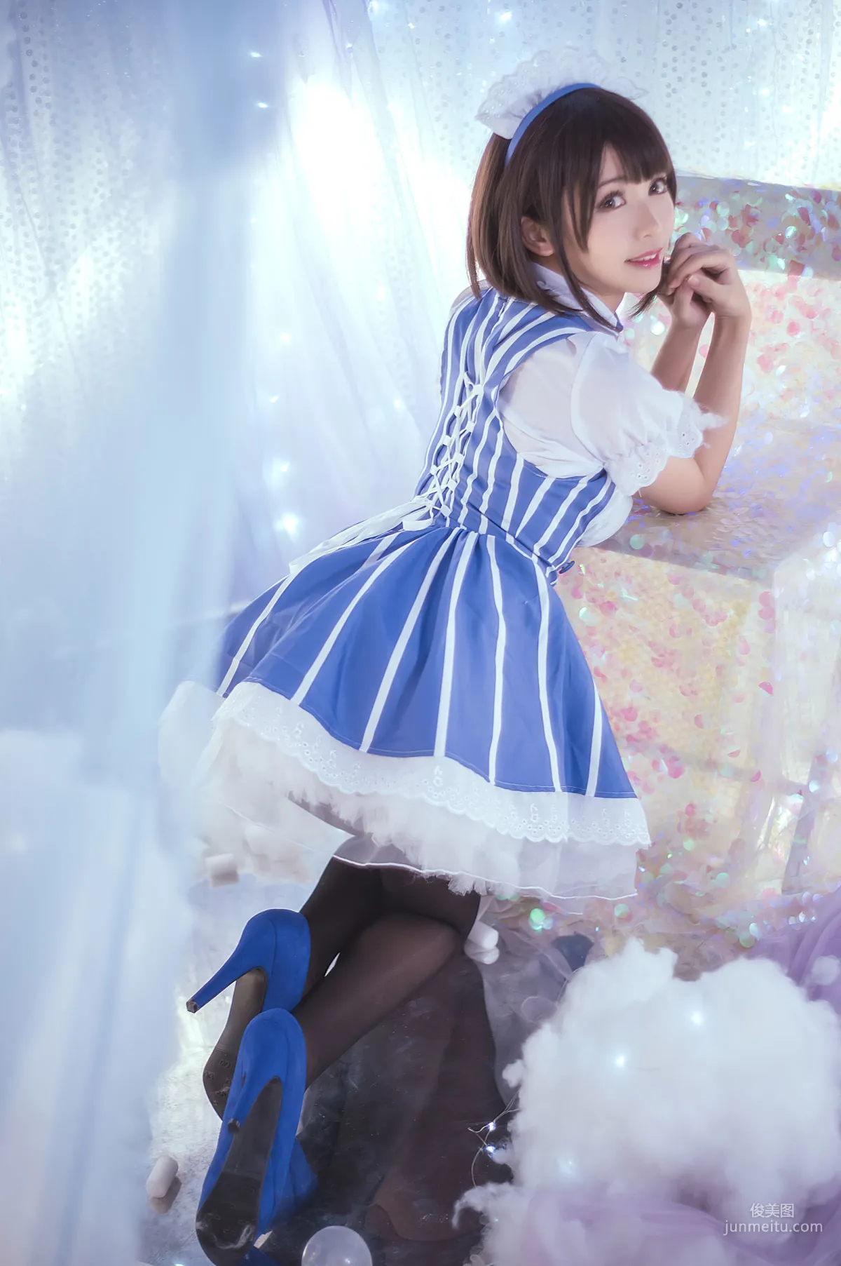 Manyu Feier: Web Idols photo 13