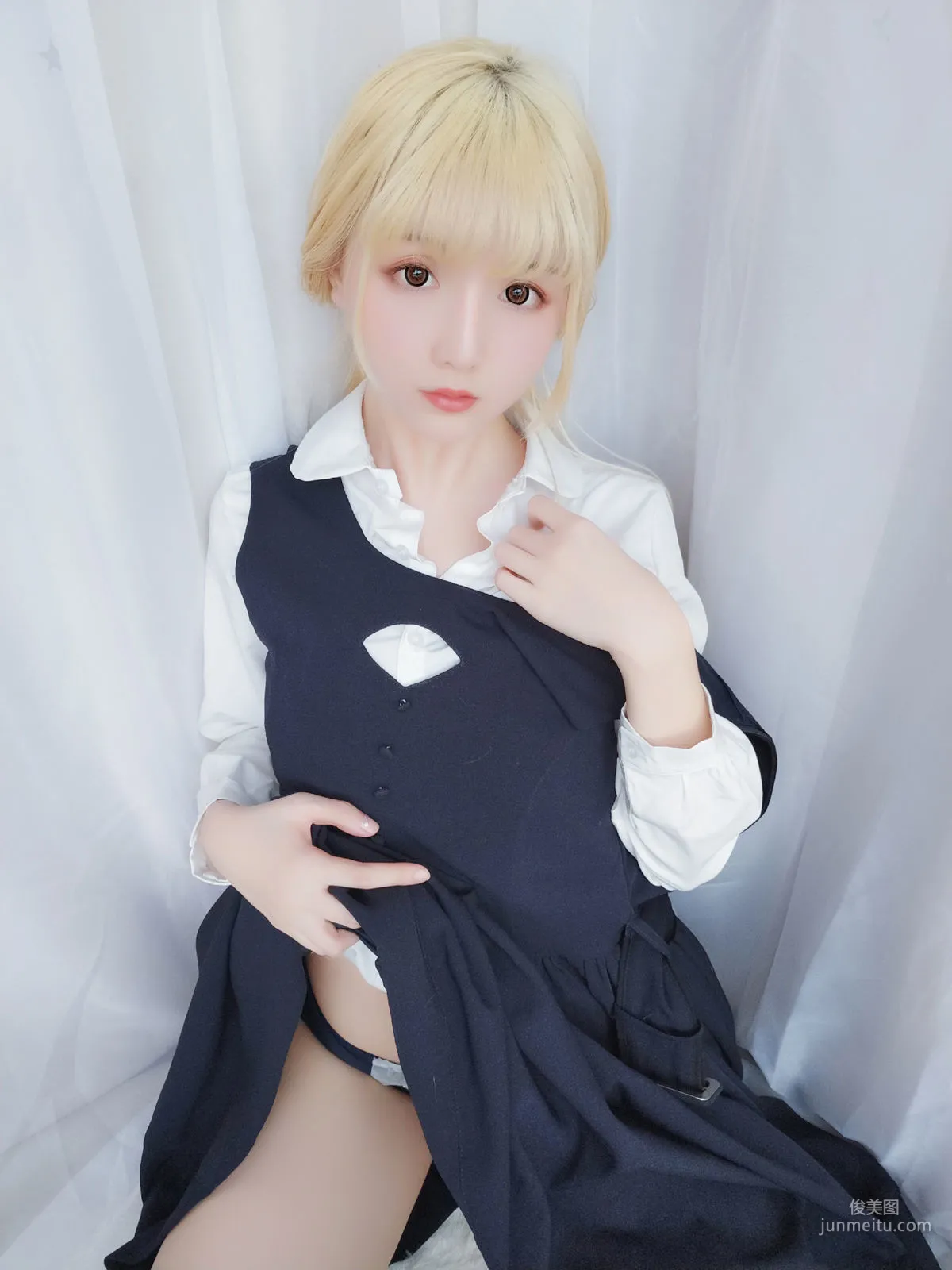 Coser Girl Xingzhi Chichi, Happy Holiday Pack [Cosplay] Photo Set photo 59