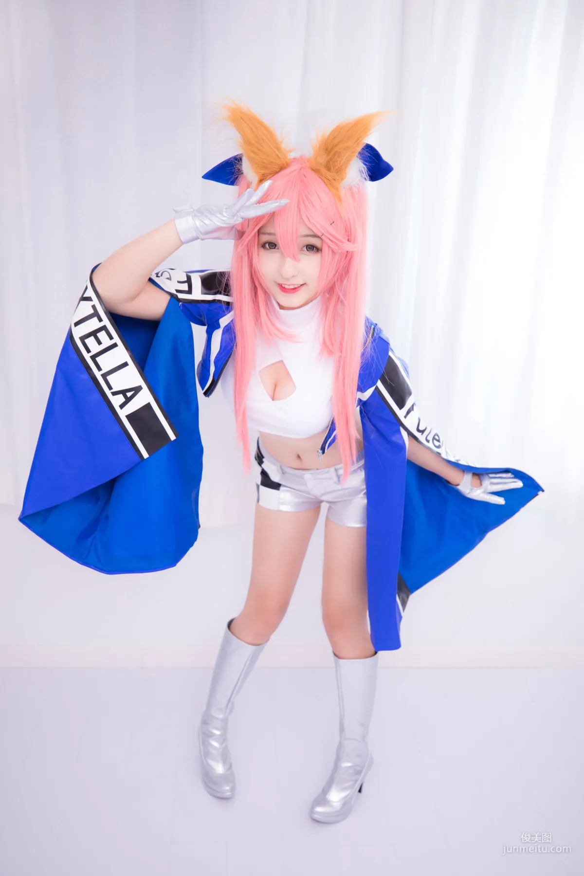 神楽坂真冬《目標はあなた、エンジン全開！！》 [蘿莉COSPLAY] 寫真集 15