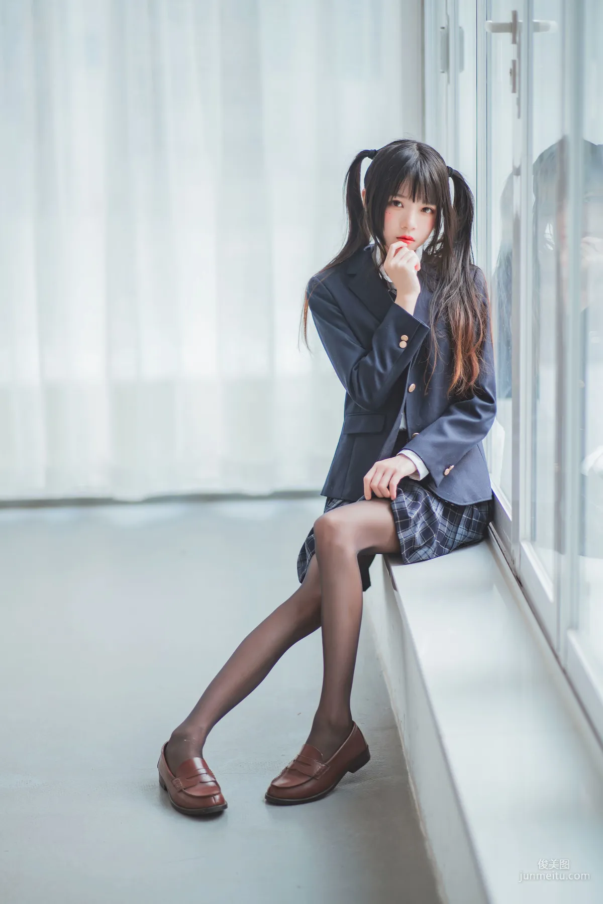 Ying Taomiao: Web Idols photo 11