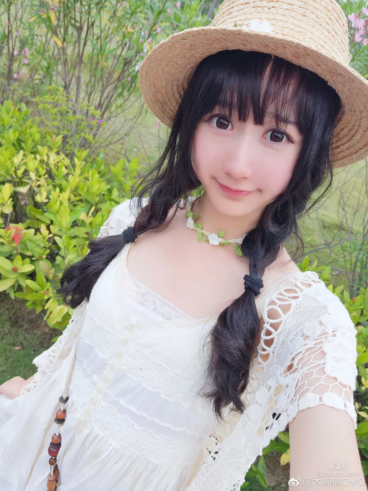 Cute Girl Mu Mianmian OwO, Weibo Life Selfies [Cosplay Beauty] Photo Set photo 40