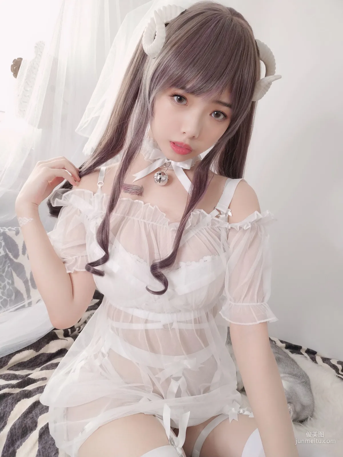 雯妹不講道理《白色小綿羊》 [COSPLAY福利] 寫真集 9