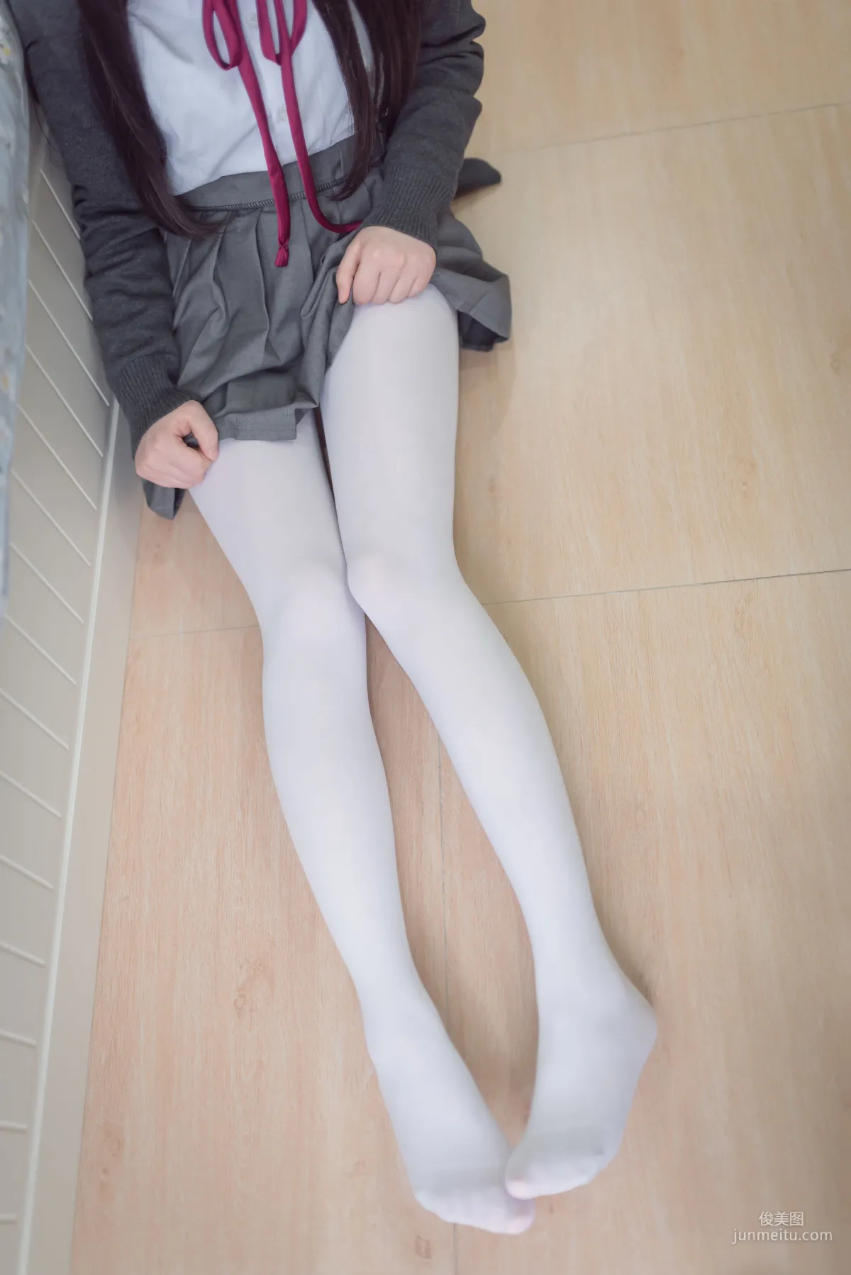 雪琪SAMA 《JK白丝》 [福利COSPLAY] 写真集46