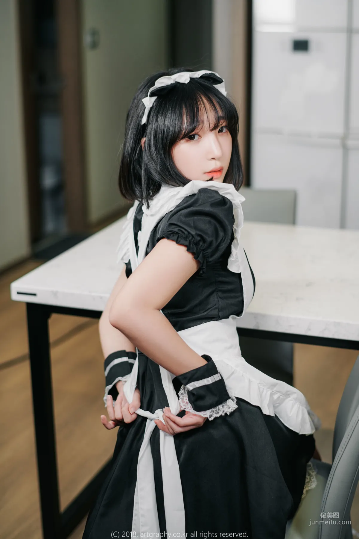 Big Bust Girl Jiang Renqing, Black Stockings Uniform + Maid Seduction [ARTGRAVIA] Photo Set photo 62