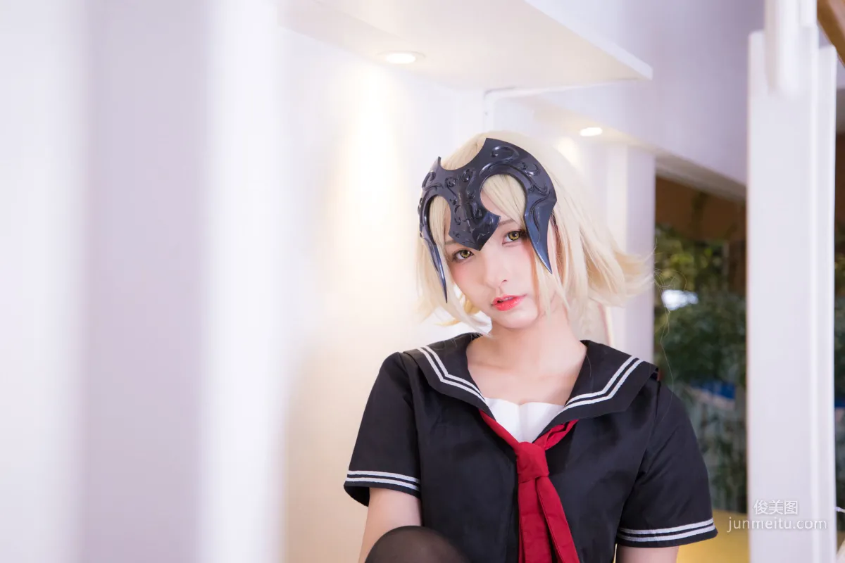 神楽坂真冬《放課後》 [蘿莉COSPLAY] 寫真集 50