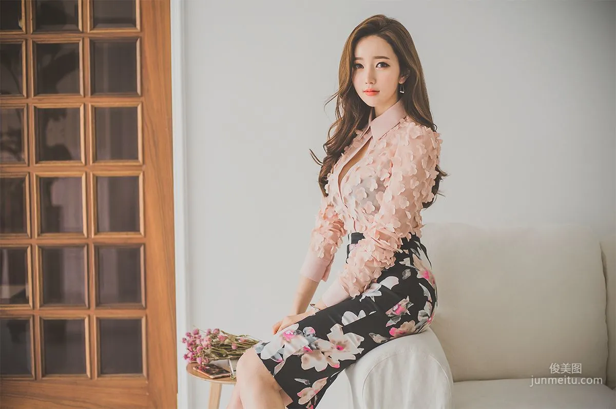 李妍静《韩国绝美气质女神2》写真集3