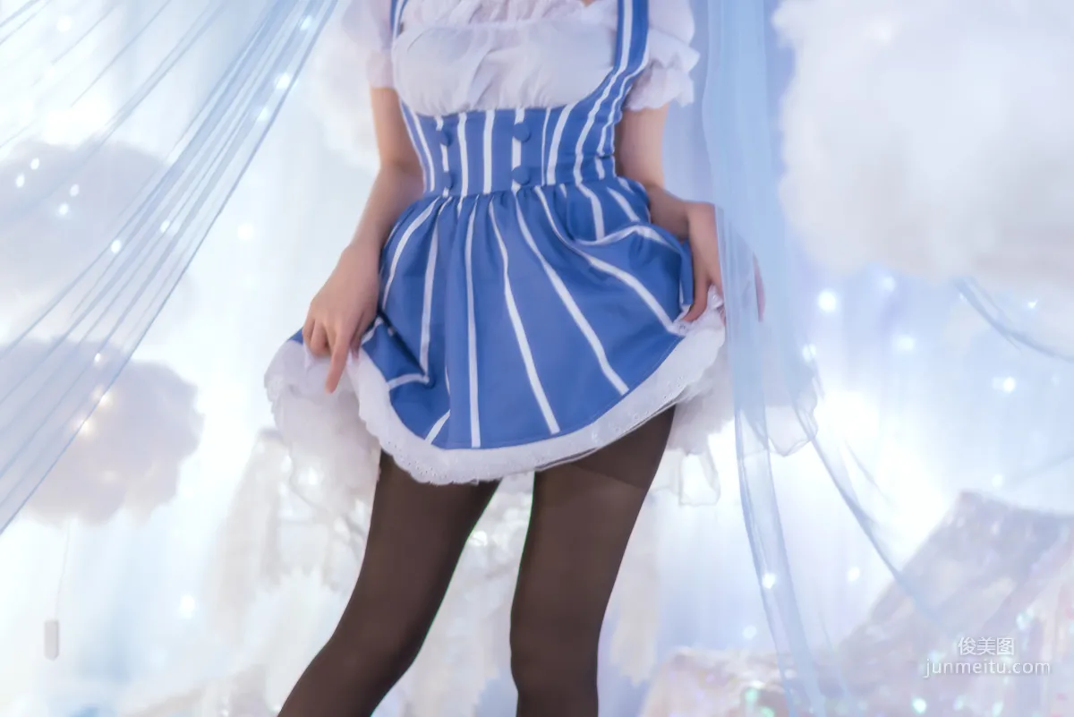 Manyu Feier: Web Idols photo 7