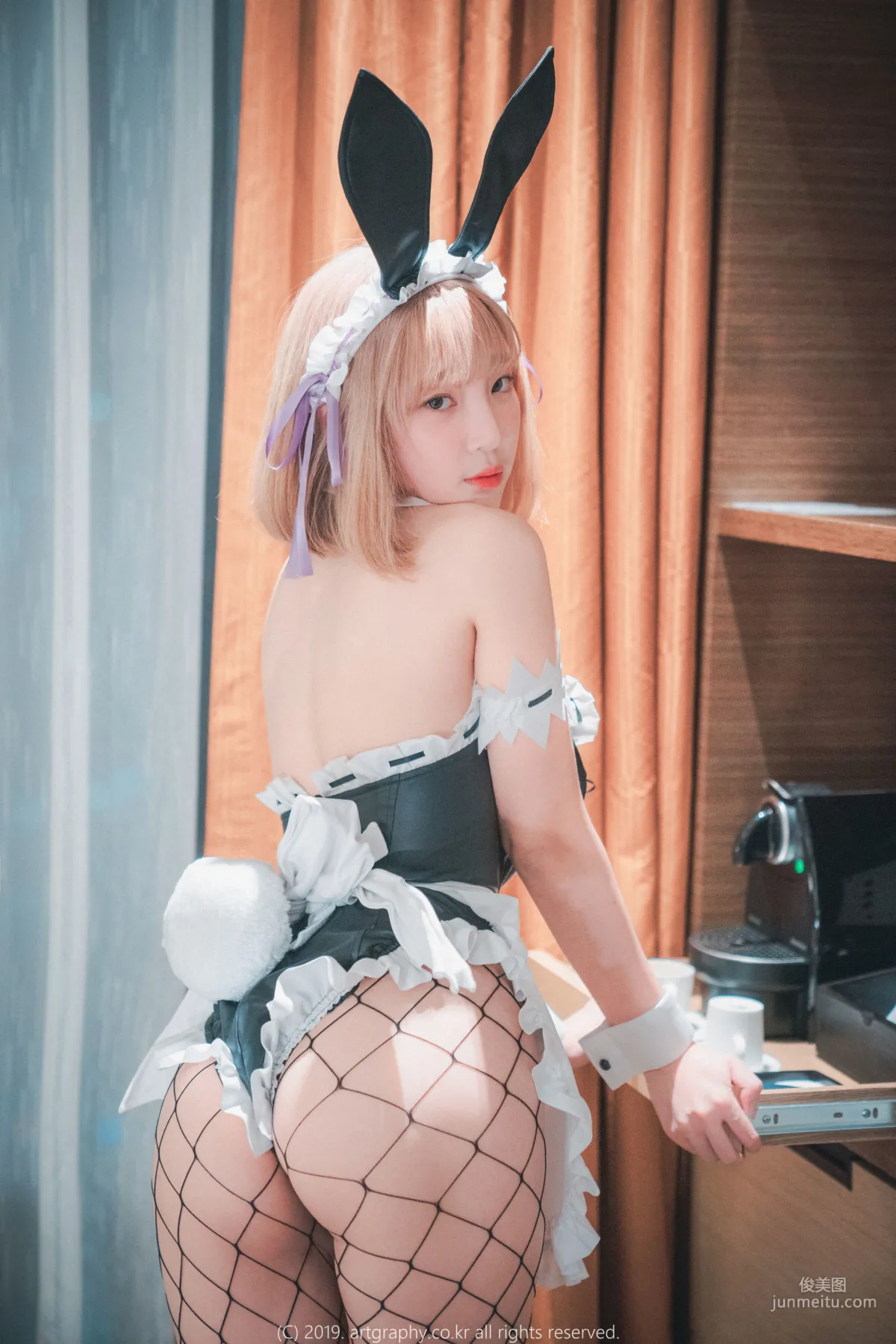 Big-Bust Jiang Renqing, Thong + T-Shirt + Fishnet Stockings Bunny Girl [ARTGRAVIA] Photo Set photo 26