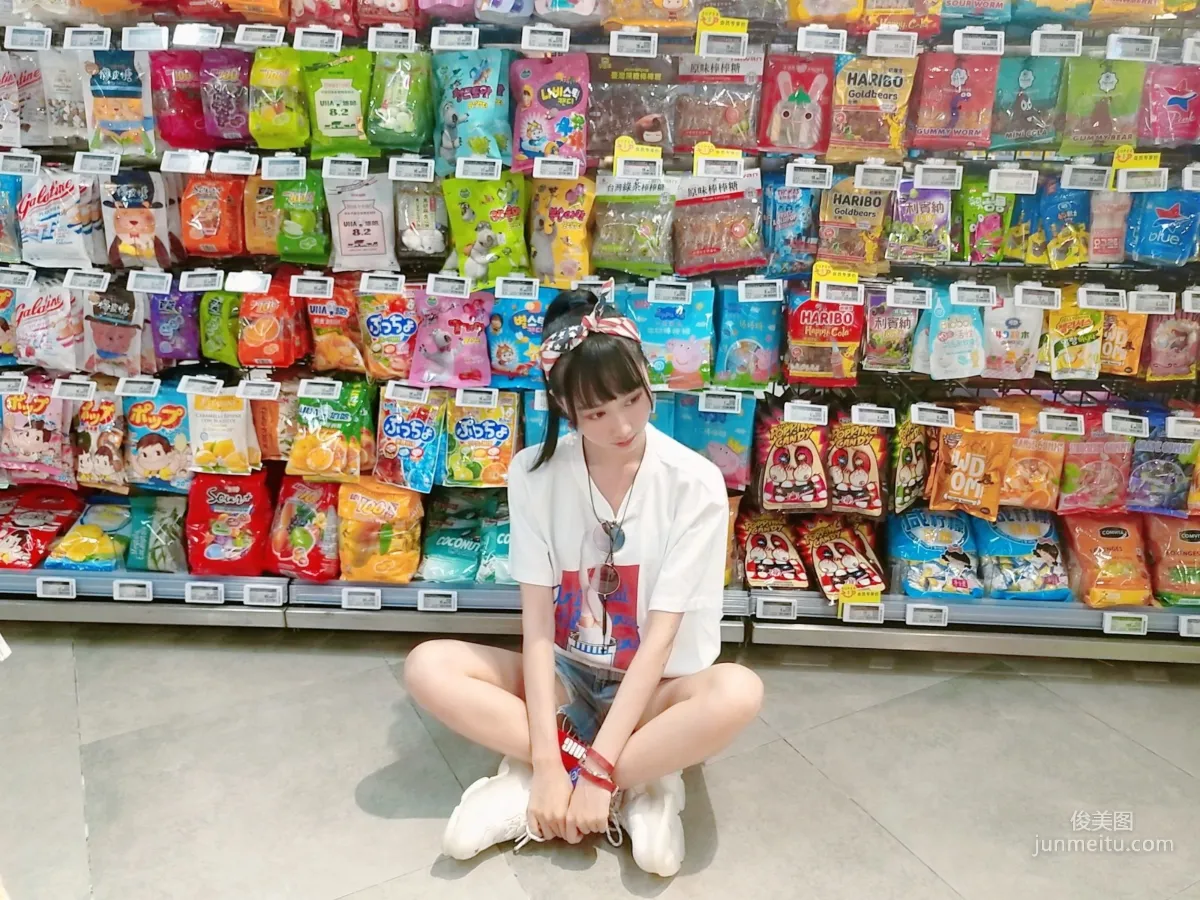 Mu Mianmian OwO《Intelligent Girlfriend T-Shirt》 [COSER Beauty] Photo Set photo 15