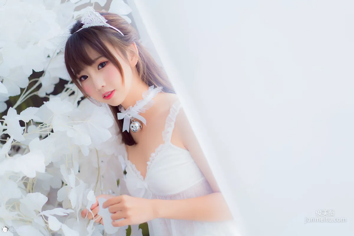 面餅仙兒《吊帶睡衣》 [福利COSPLAY] 寫真集 46