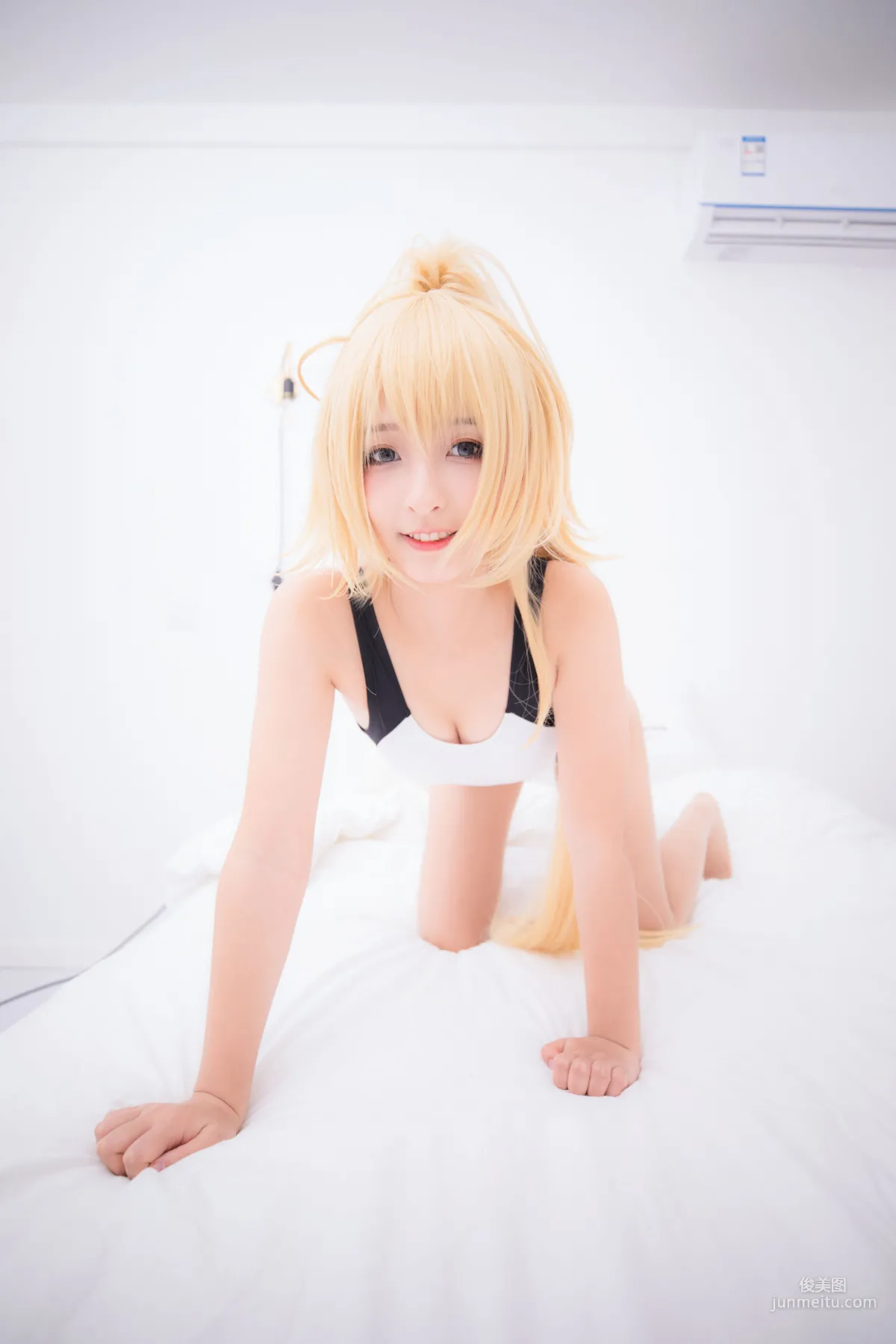 Kagurazaka Mafuyu Jeanne Swimsuit [Cosplay Girl] Photo Set photo 32