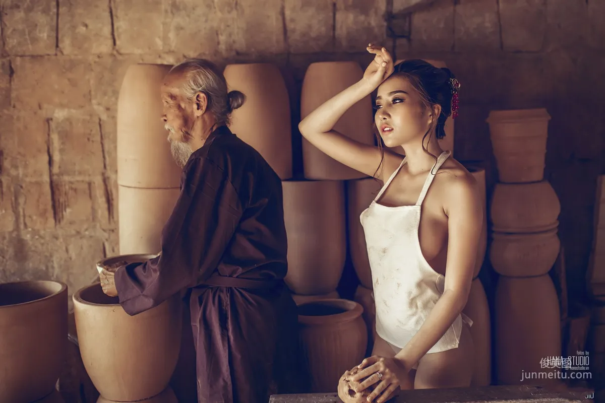 Thuy Nga Pham 'Vietnamese Ceramic Village' Sexy Nude Photo Set photo 98