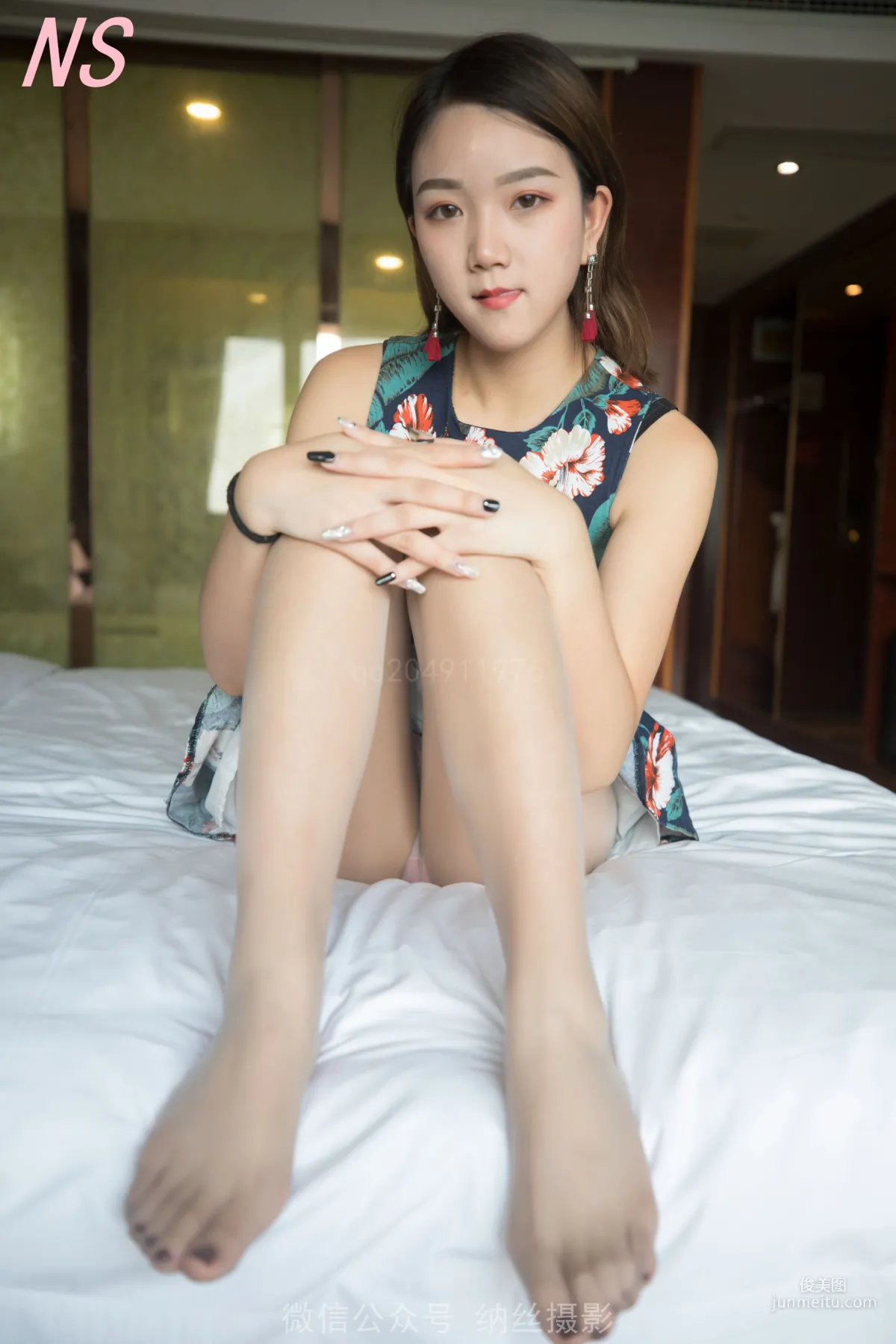 依依《超美腿無縫絲襪嫩腳》 [納絲攝影] 寫真集 50