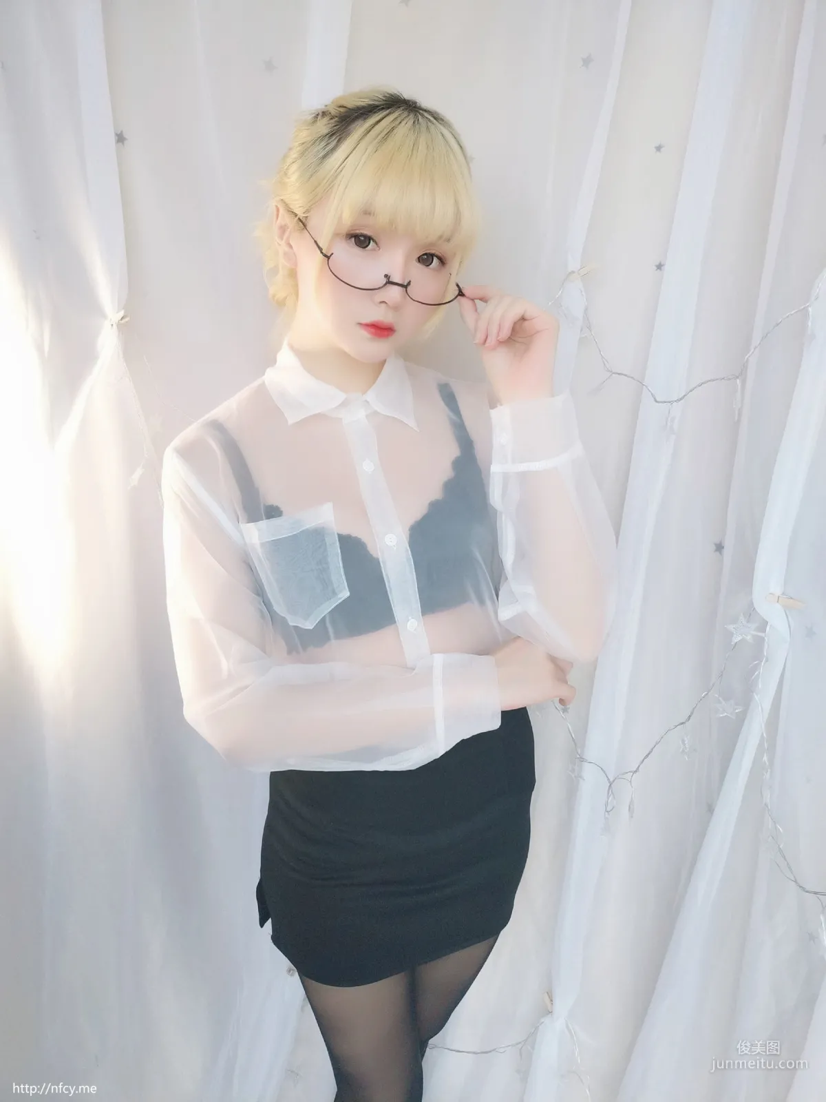 星之迟迟 《今晚加班包》 [福利COSPLAY] 写真集2