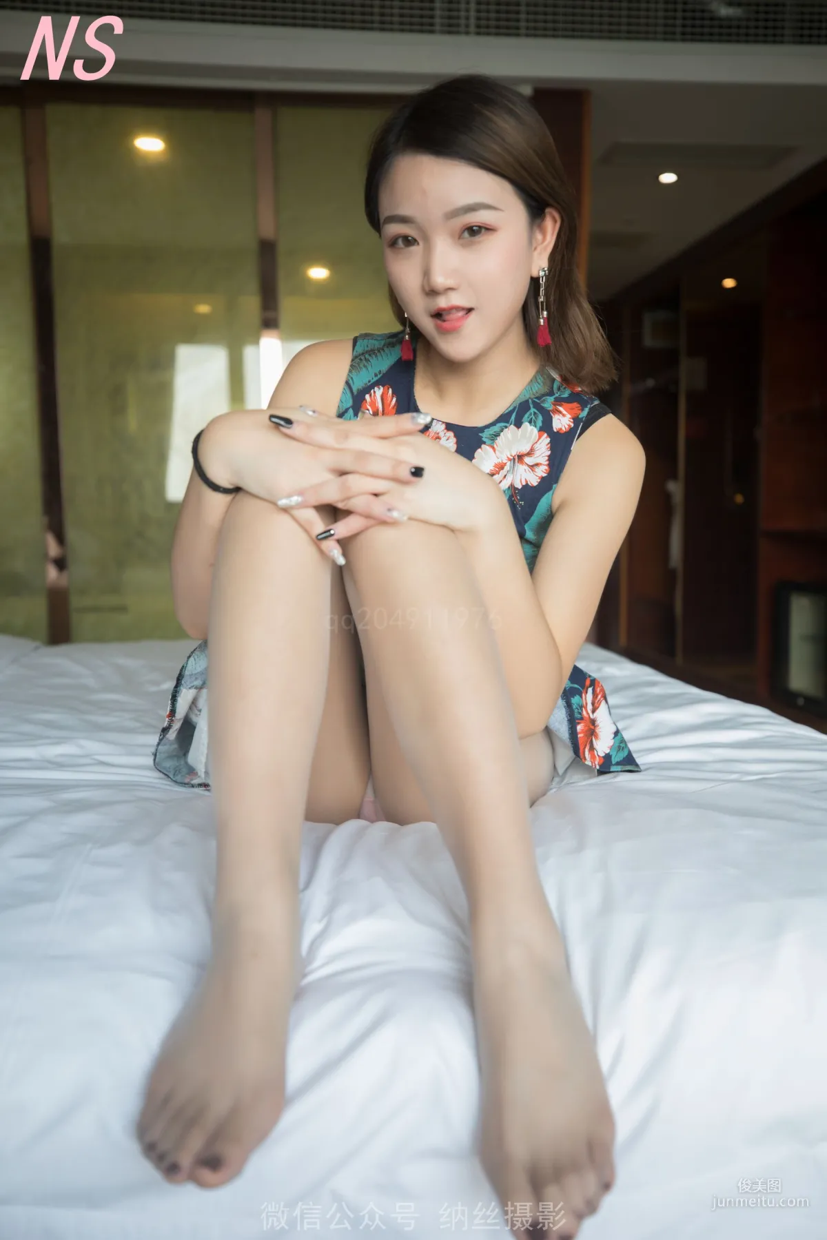 依依《超美腿無縫絲襪嫩腳》 [納絲攝影] 寫真集 52