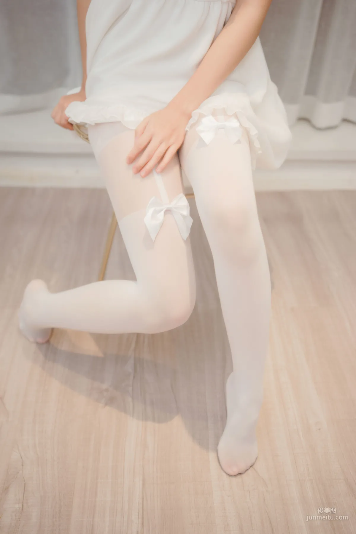 面饼仙儿 《白色空间》 [福利COSPLAY] 写真集2