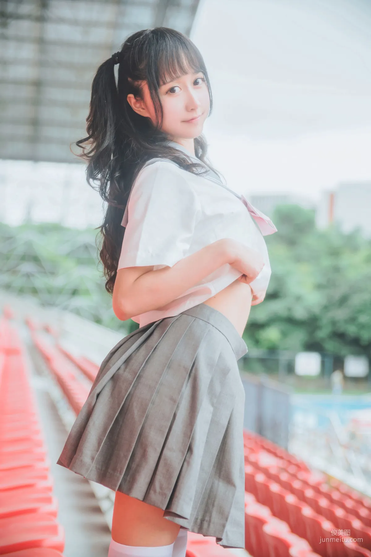 木綿綿OwO《灰色JK制服》 [COSER美女] 寫真集 23