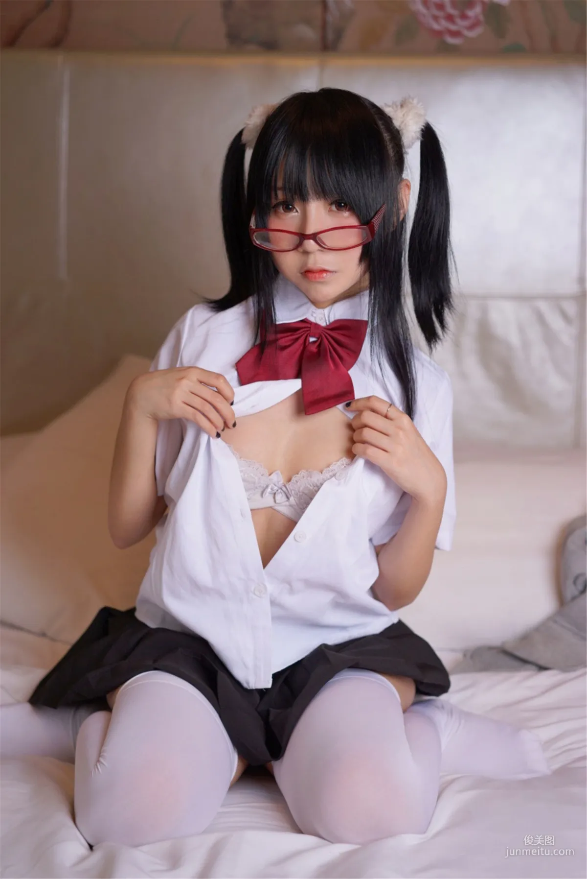 COSER Baiyin 81 & Yao Yaole, Sisters Silk Seduction [Cosplay Bonus] Photo Set photo 31