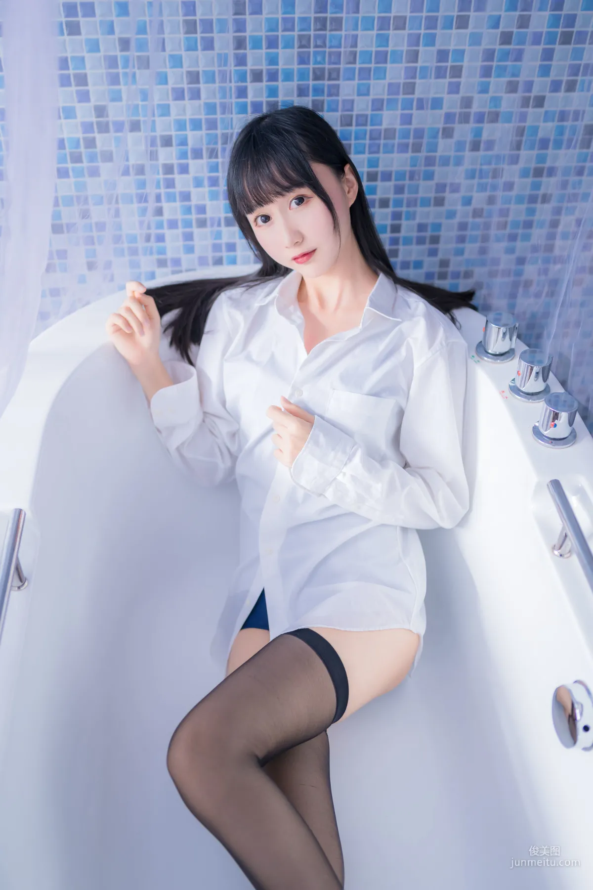 Mu Mianmian White Shirt, Black Stockings, School Swimsuit [Web Idols] Photo Set photo 4