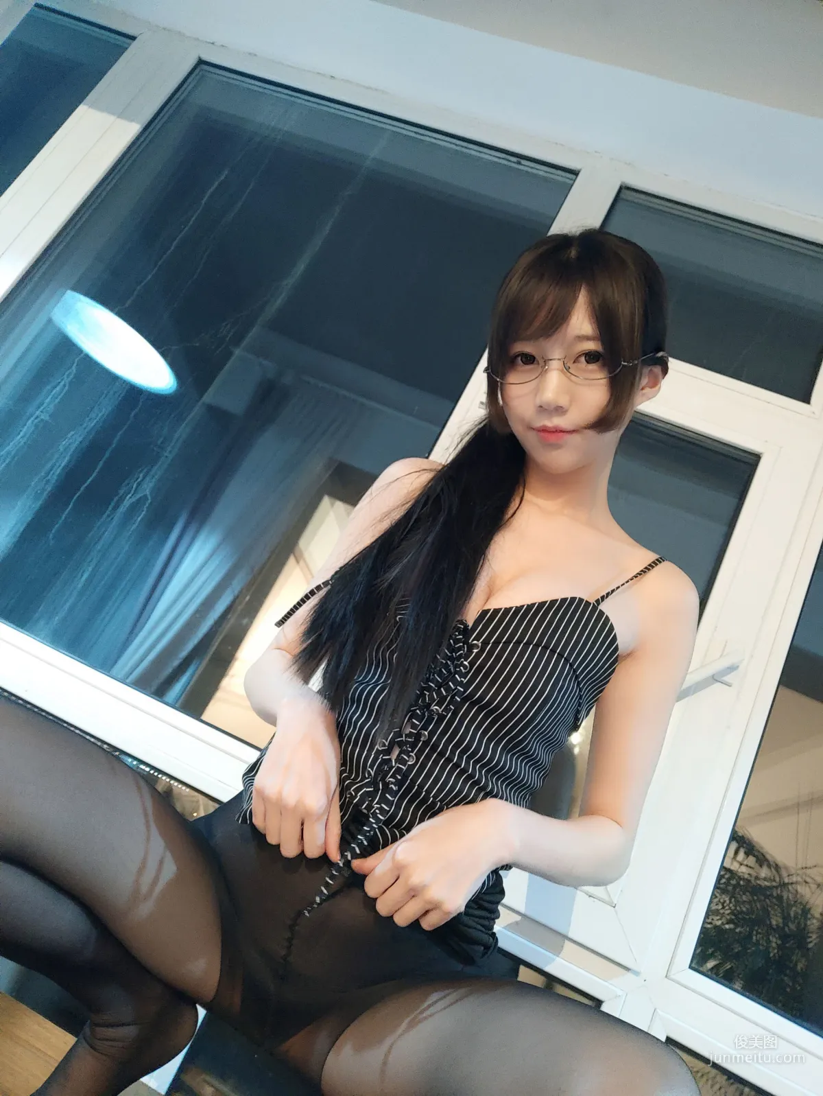 NAGISA Mo Wumiao, Self-Shoot Series Exclusive Secretary, [Cosplay Beauty] Photo Set photo 44