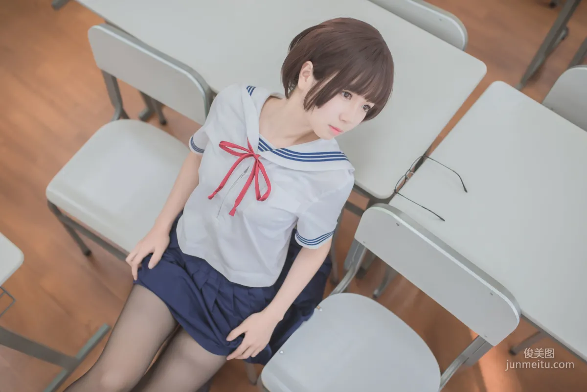 白金Saki《蘑菇頭黑絲JK》 [COSPLAY福利] 寫真集 15