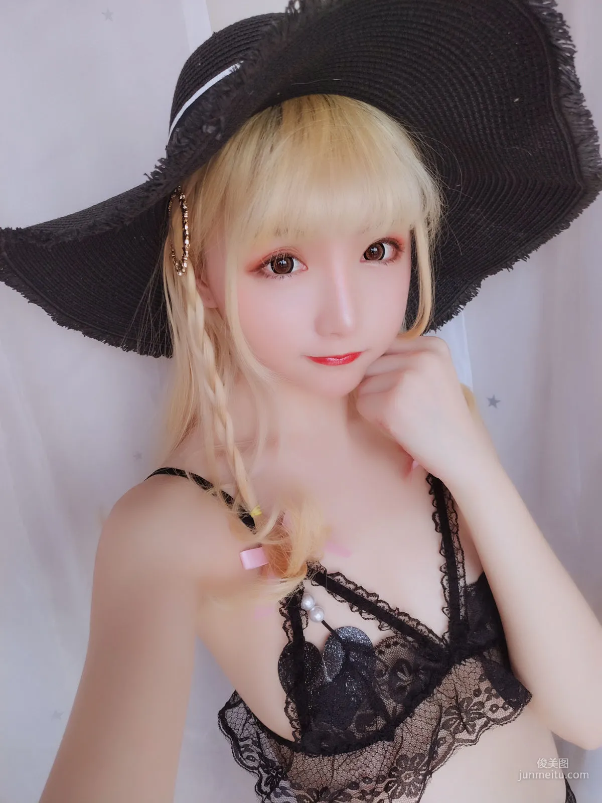 Coser Girl Xingzhi Chichi, Happy Holiday Pack [Cosplay] Photo Set photo 20