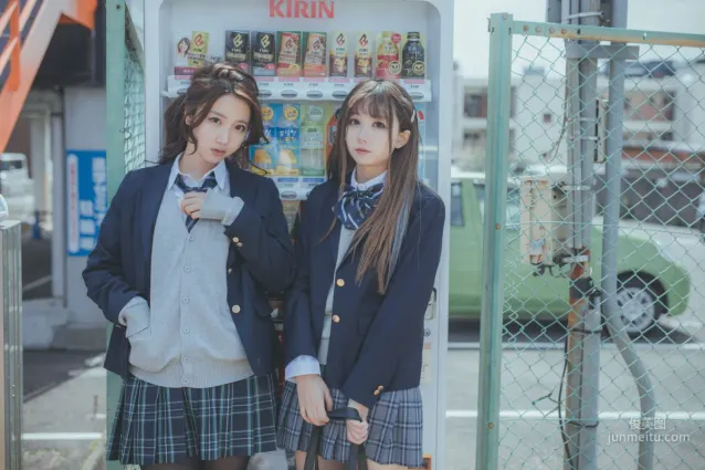 黑川《JK百合》 [COSPLAY美女] 寫真集