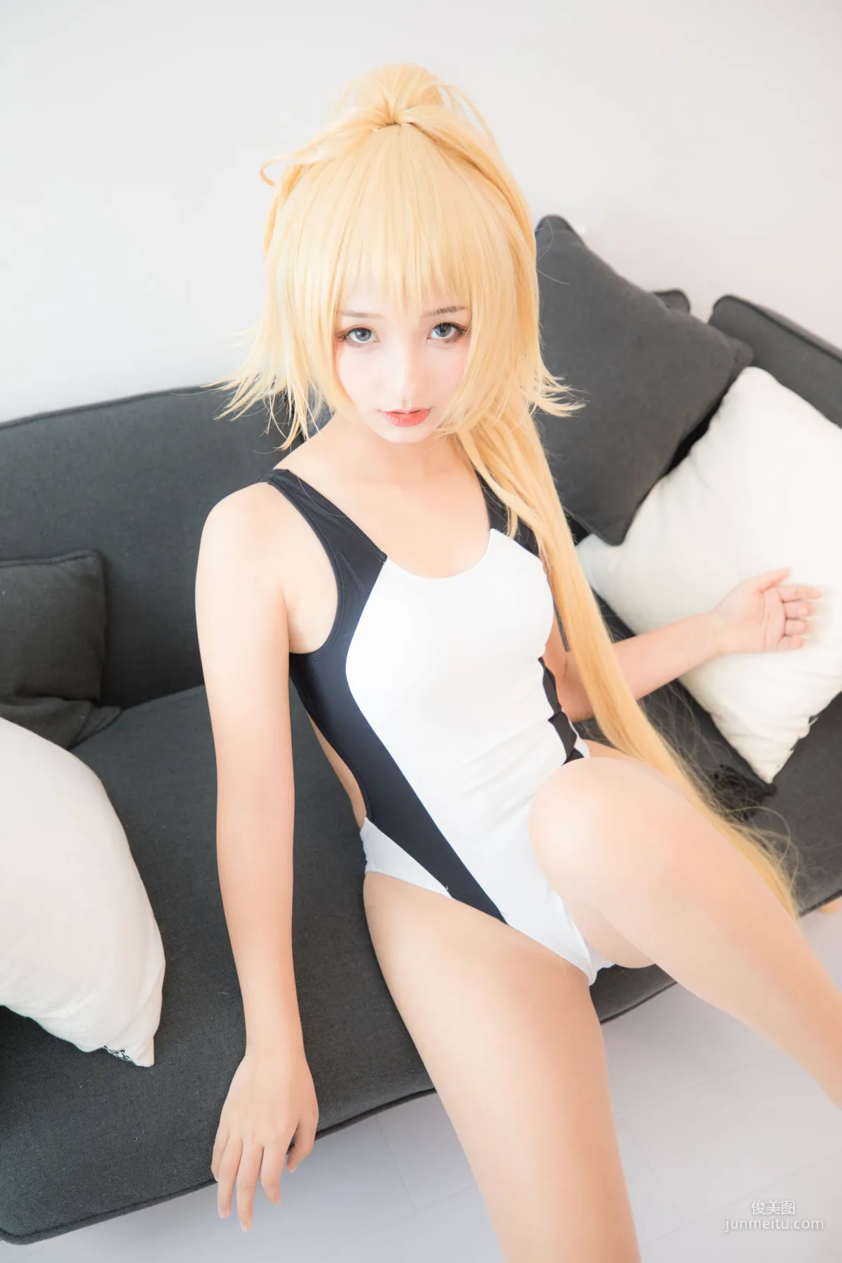 Kagurazaka Mafuyu Jeanne Swimsuit [Cosplay Girl] Photo Set photo 24