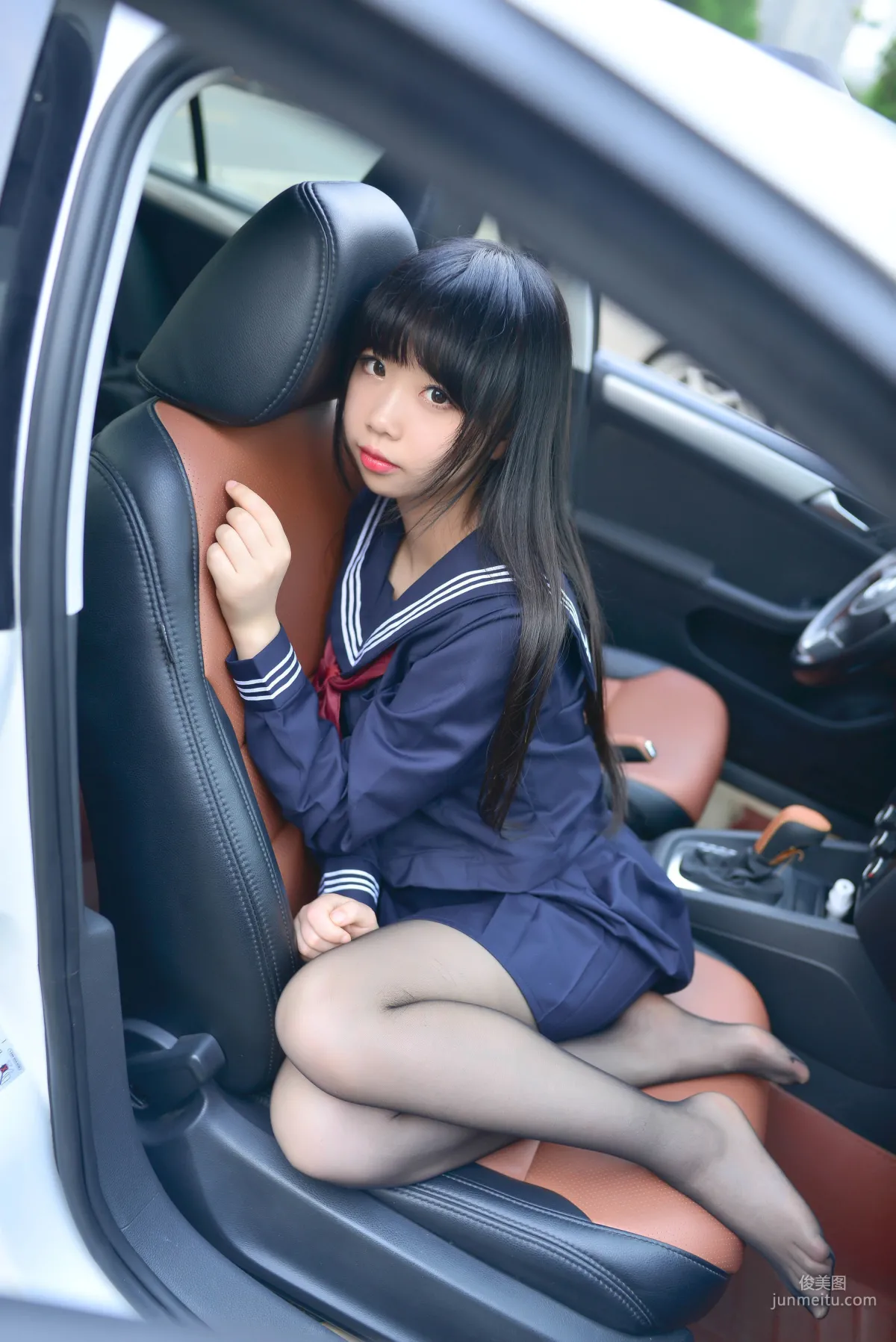 雪琪SAMA《車内JK》 [福利COSPLAY] 寫真集 19