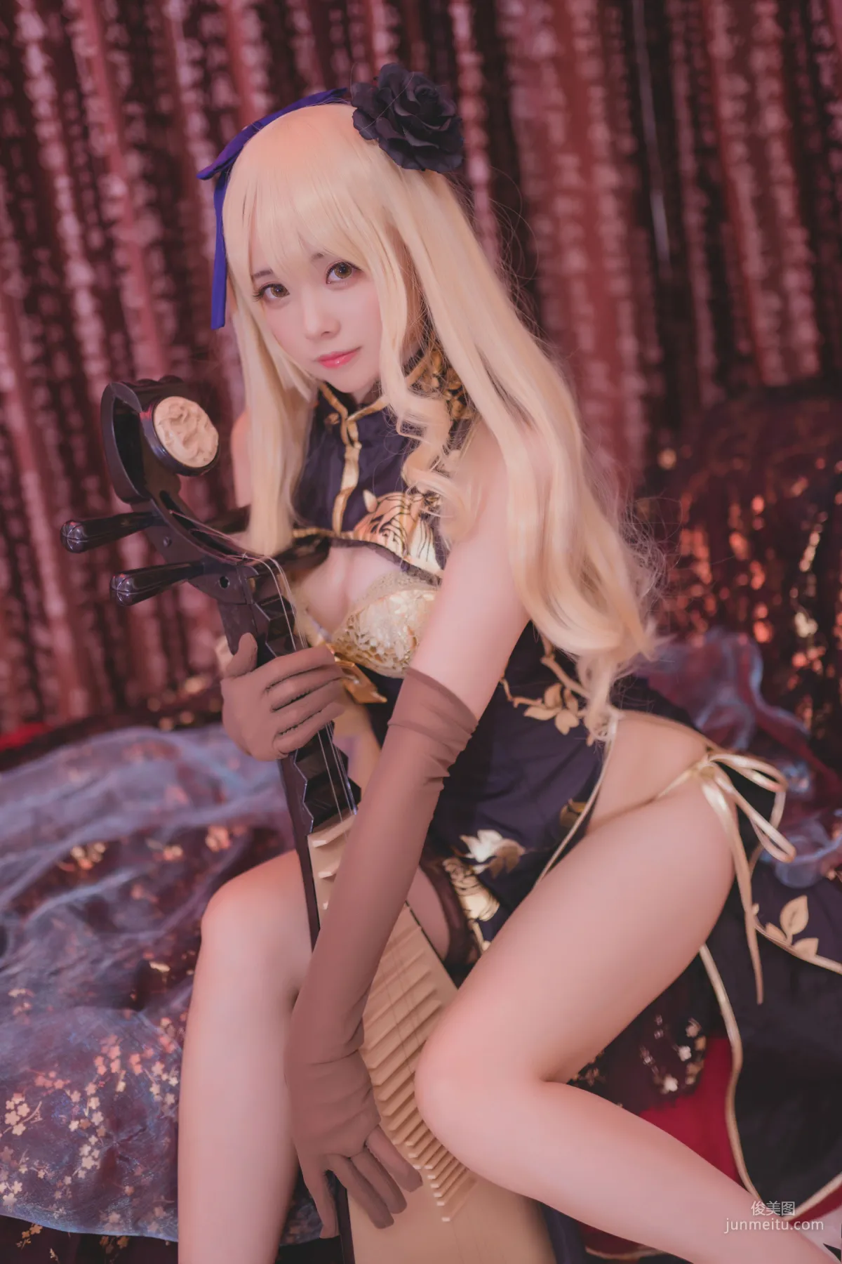 Xiaoye Meizi w 'Golden Lotus Qipao' [COSPLAY Beauty] Photo Set photo 2