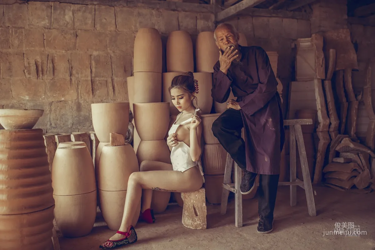Thuy Nga Pham 'Vietnamese Ceramic Village' Sexy Nude Photo Set photo 100