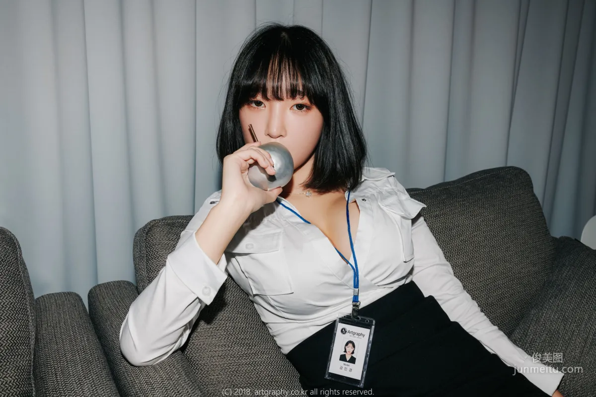 Big Bust Girl Jiang Renqing, Black Stockings Uniform + Maid Seduction [ARTGRAVIA] Photo Set photo 10