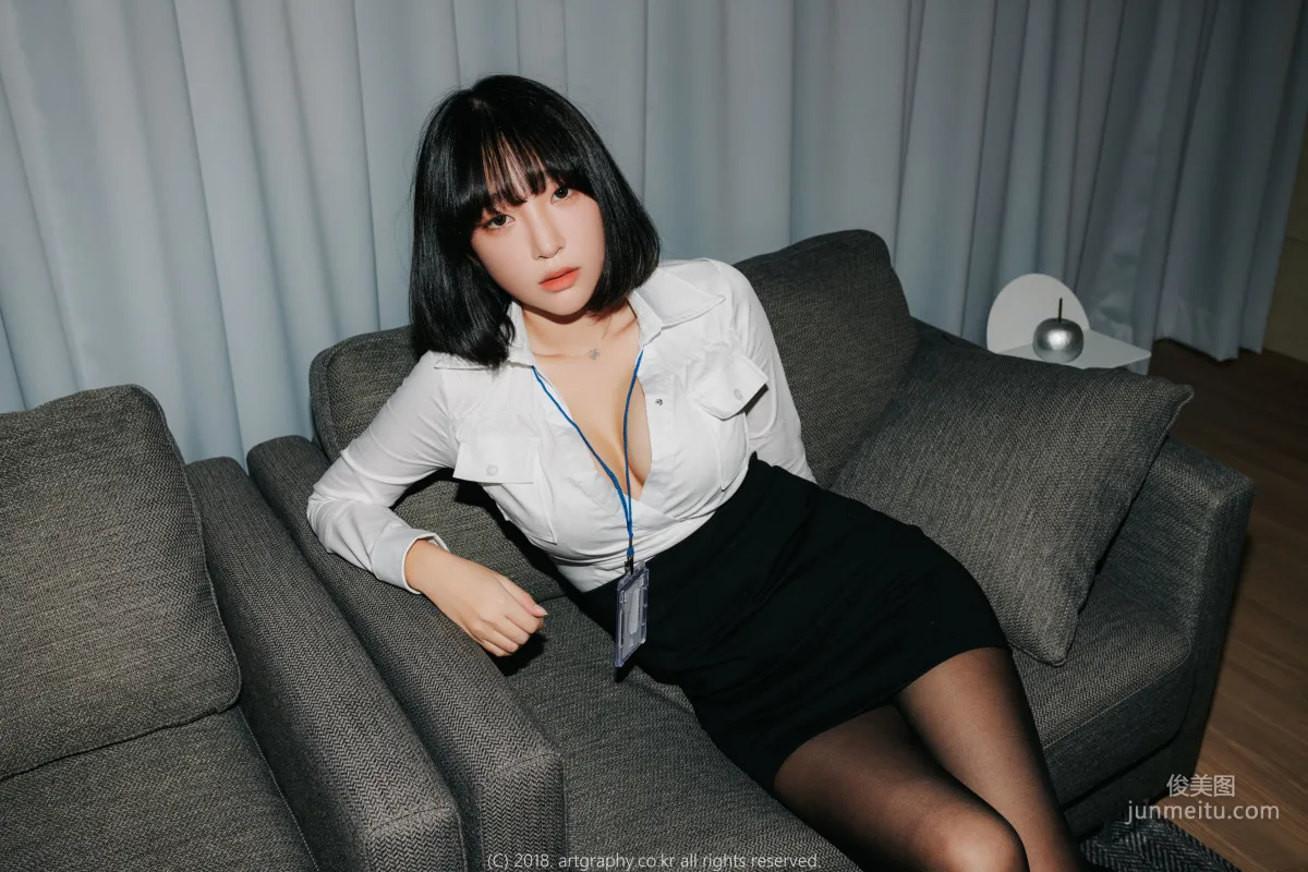 Big Bust Girl Jiang Renqing, Black Stockings Uniform + Maid Seduction [ARTGRAVIA] Photo Set photo 11