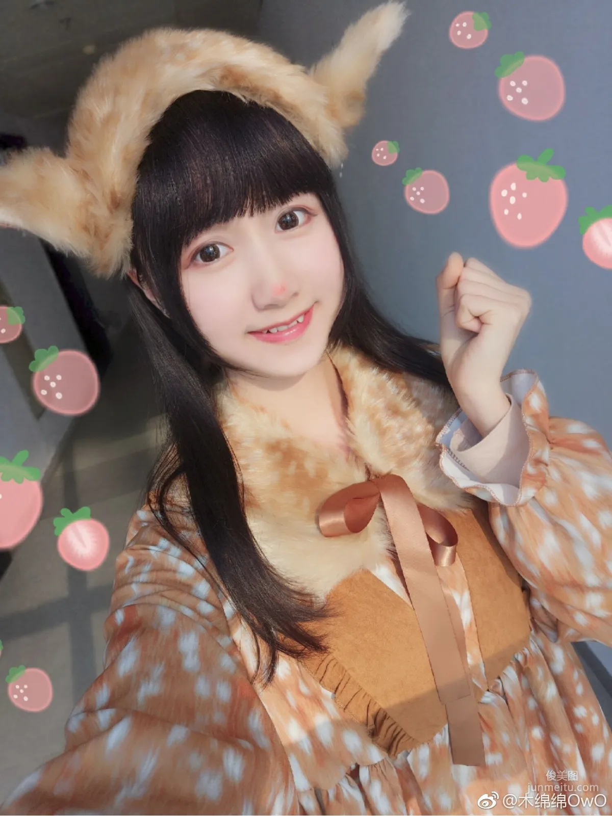 Cute Girl Mu Mianmian OwO, Weibo Life Selfies [Cosplay Beauty] Photo Set photo 50