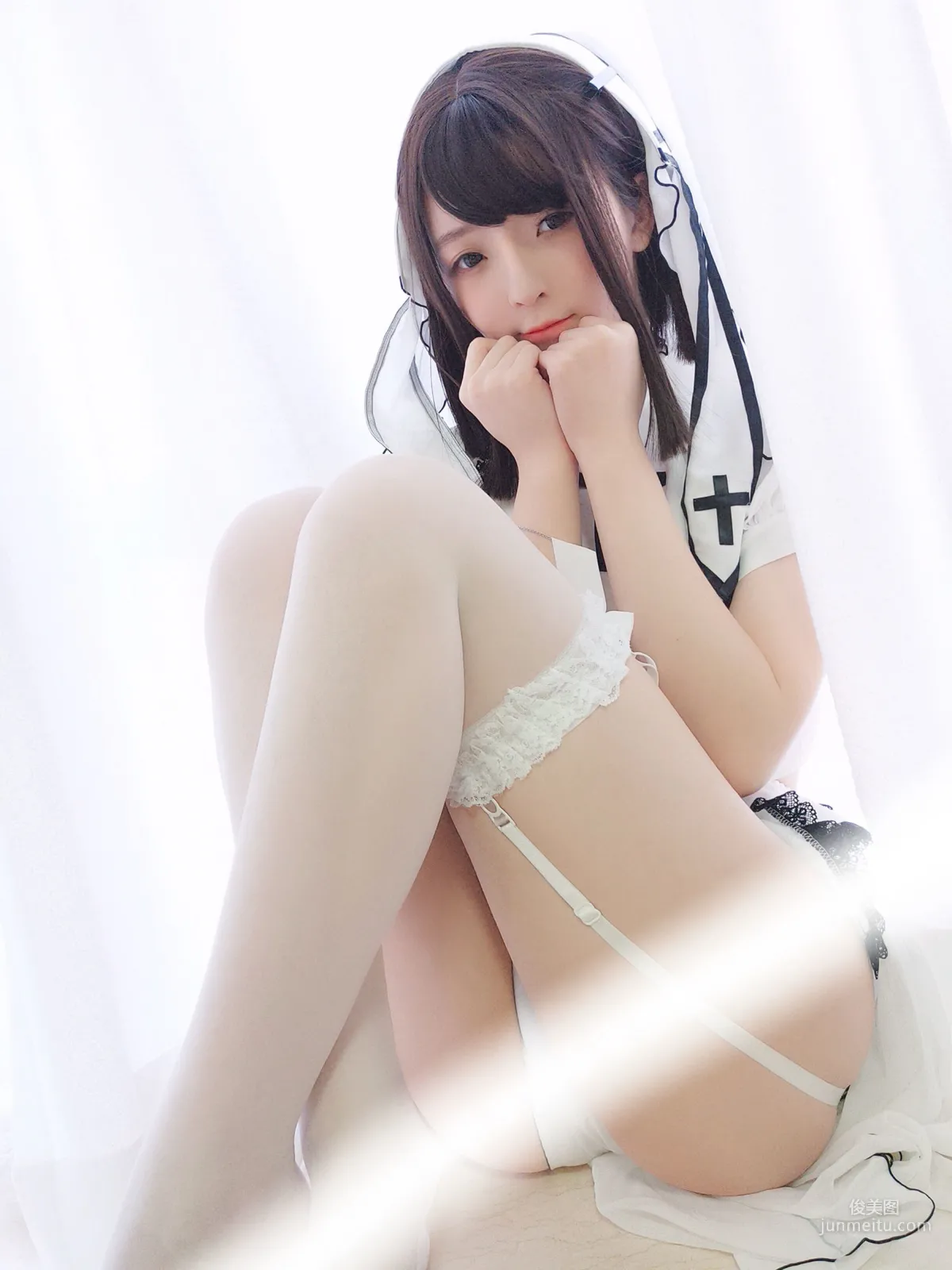 一小央泽《白修女》 [COSPLAY福利] 写真集13