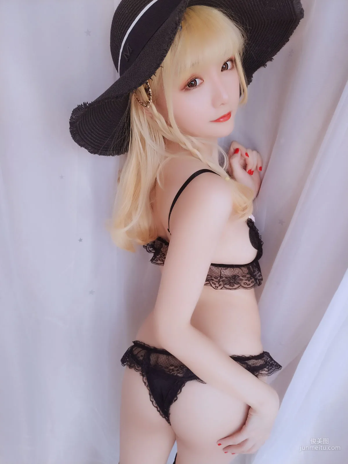Coser Girl Xingzhi Chichi, Happy Holiday Pack [Cosplay] Photo Set photo 19
