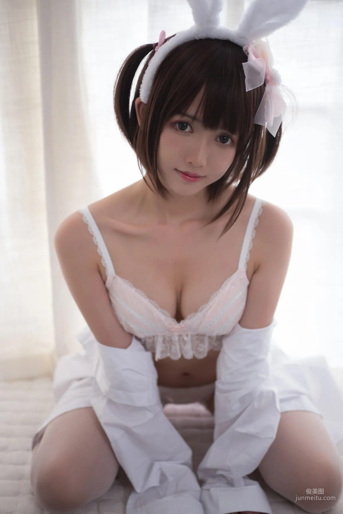 Manyu Feier: Web Idols photo 7
