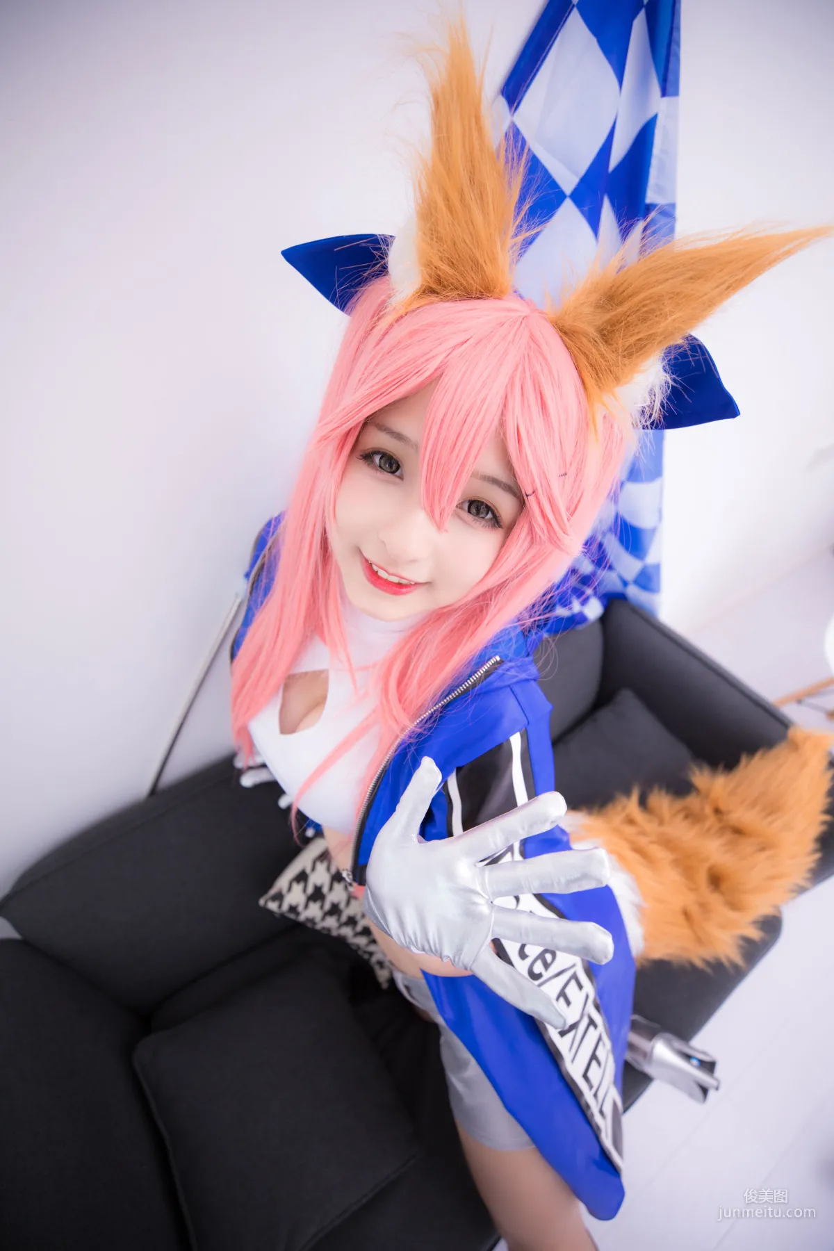 神楽坂真冬《目標はあなた、エンジン全開！！》 [蘿莉COSPLAY] 寫真集 44