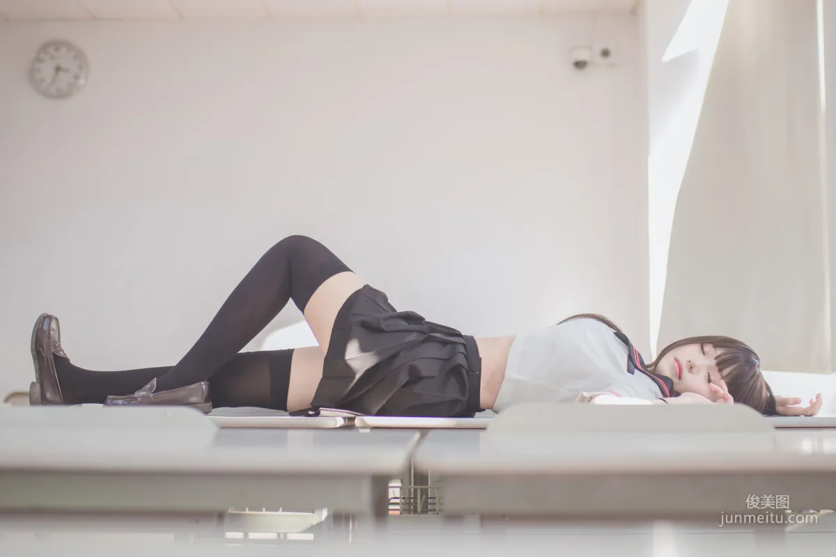 Yoko宅夏Cos《黑絲JK》 [COSPLAY美女] 寫真集 4
