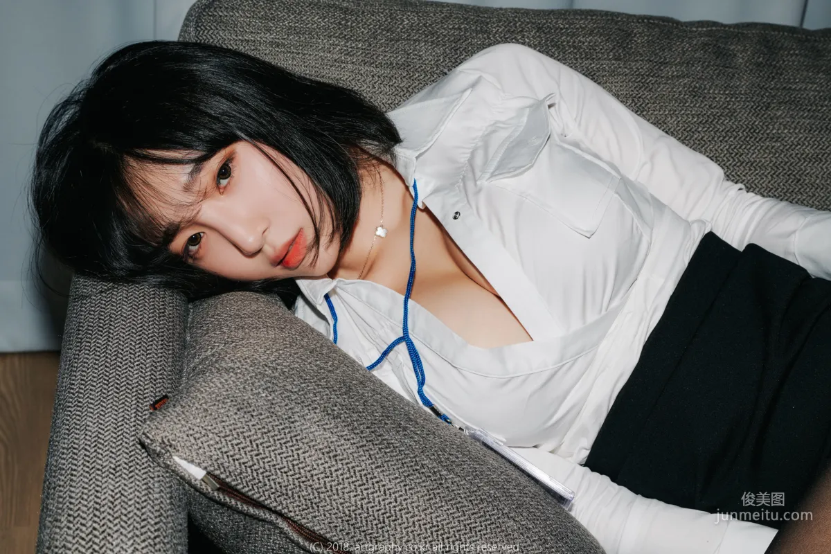 Big Bust Girl Jiang Renqing, Black Stockings Uniform + Maid Seduction [ARTGRAVIA] Photo Set photo 17