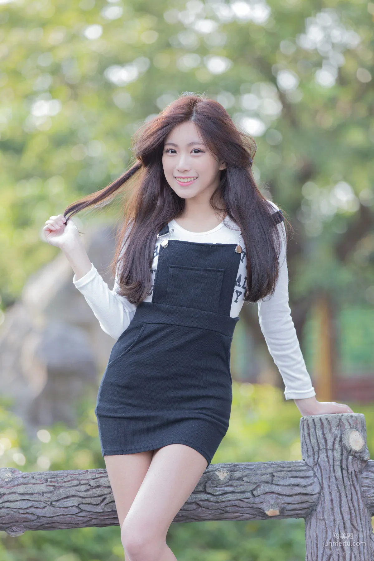 Zhang Chushan, Taipei Zhongshan Station McDonald's, School Beauty Goddess Park Fresh Outdoor Shoot Photo Set photo 22