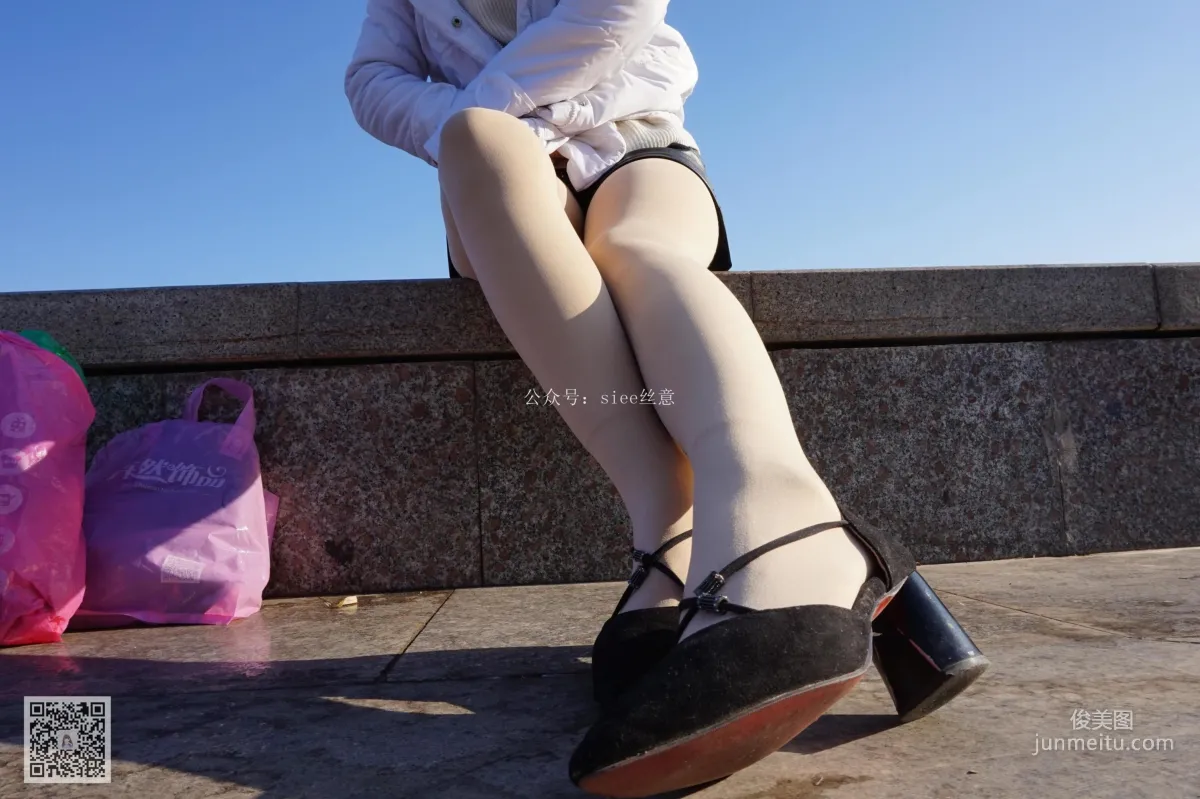 思思《厚丝也能配高跟鞋》 [丝意SIEE] No.028 写真集10